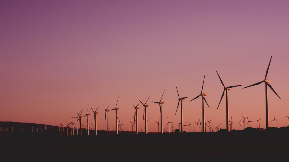 windkraftanlage kombiniert mit photovoltaik